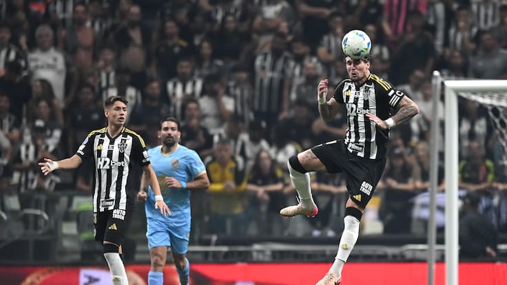 Con Iván Román de titular: Atlético Mineiro sufre, pero elimina a Bolívar y avanza a semis de Copa Sudamericana