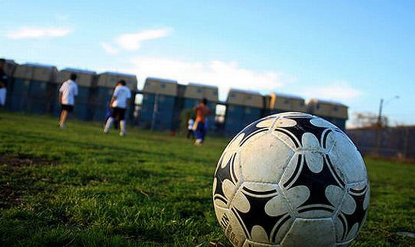 Partido de fútbol terminó en tragedia en Concepción: joven de 22 años murió tras una riña