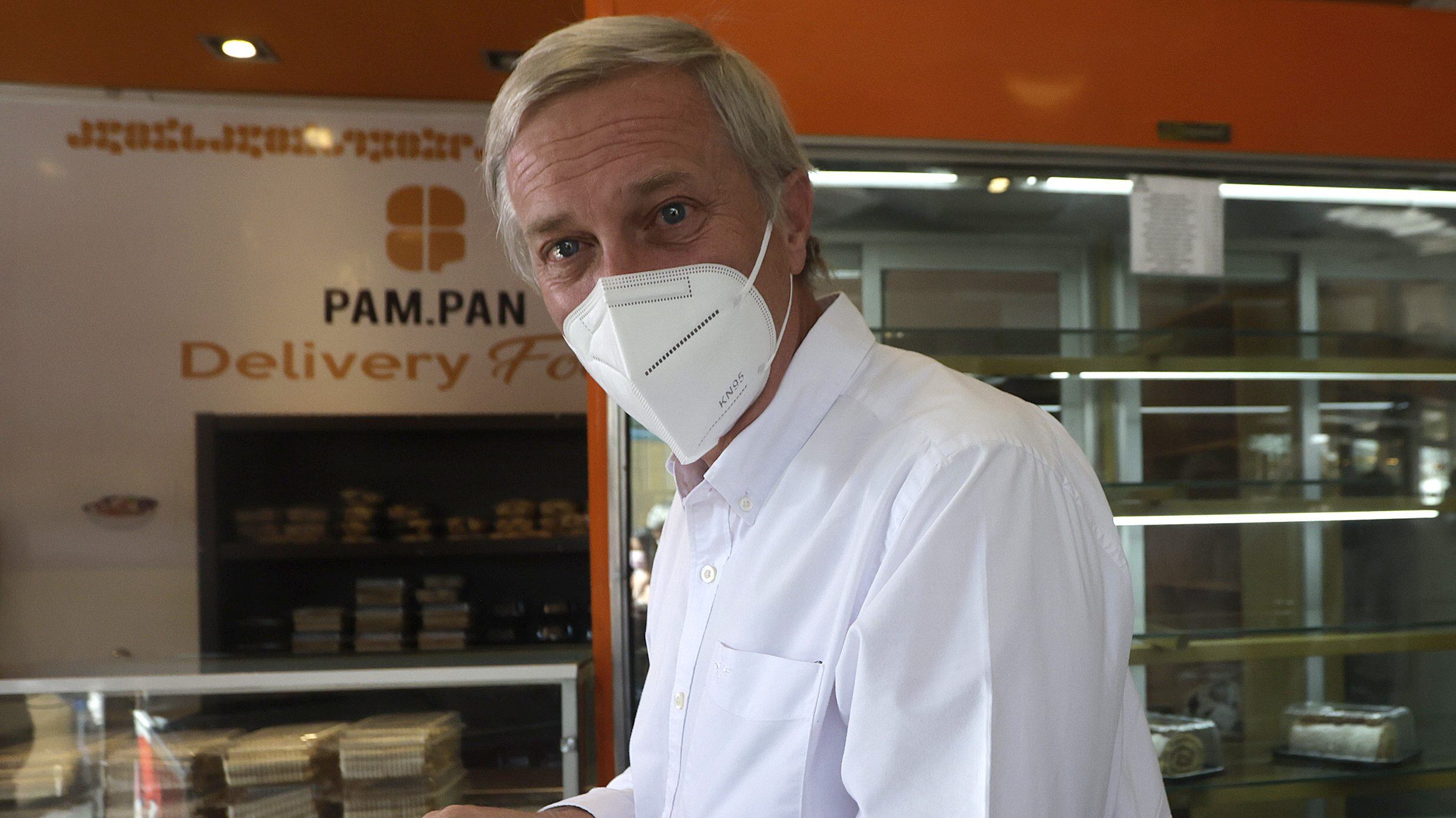 9 de diciembre DE 2021/SANTIAGOEl candidato a la presidencia José Antonio Kast se reúnio con la Asociación Chile Pan en la Panaderia Pam.Pan de San Miguel
FOTO: KARIN POZO/AGENCIAUNO