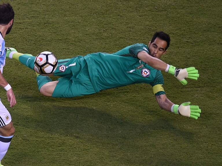 Gonzalo Higuaín: "La chance que más me recrimino es la de la final contra Chile en Estados Unidos"
