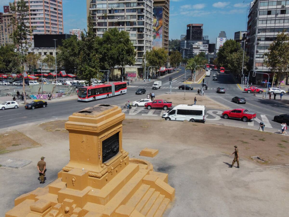 Presidente Piñera aseguró que estatua de Baquedano estará de vuelta «lo antes posible»: «Es un general que merece respeto, es parte de nuestra historia»