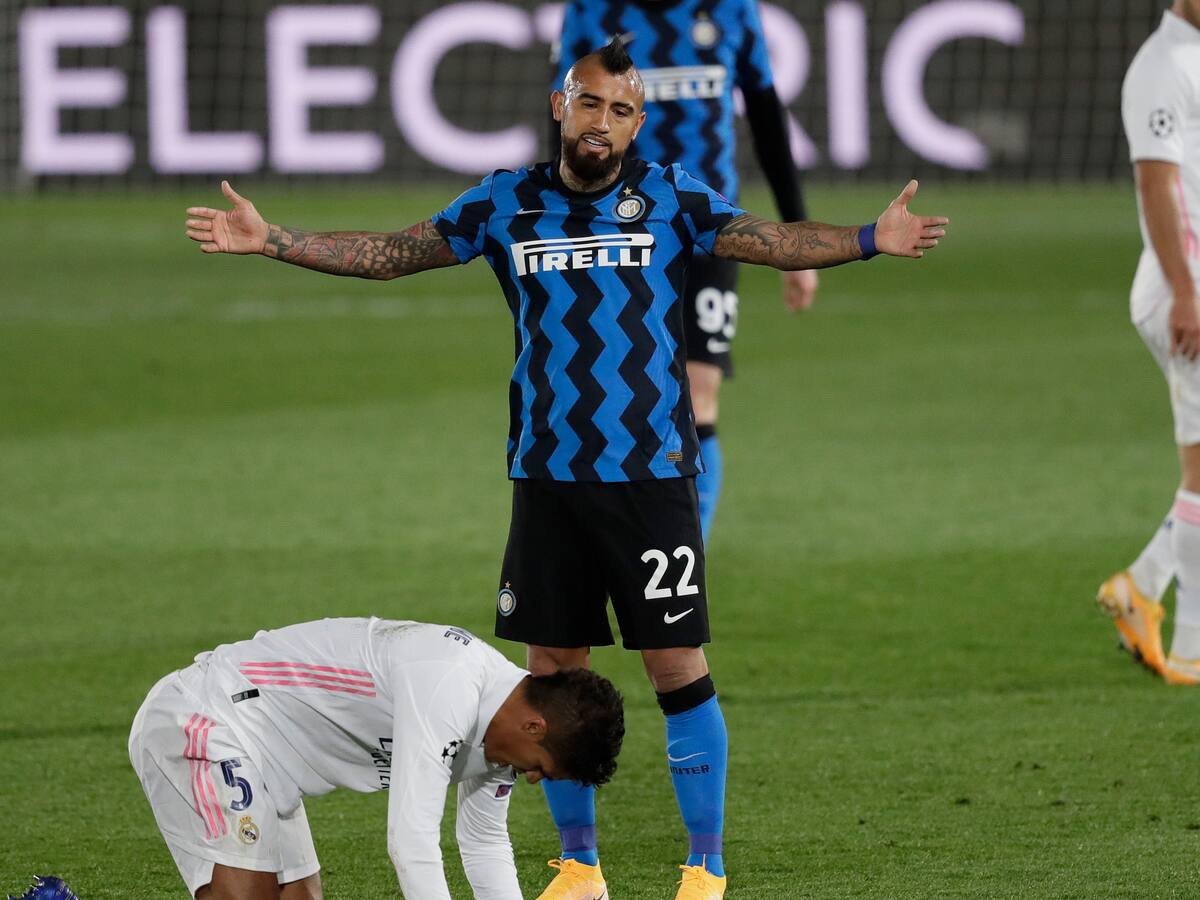 Arturo Vidal tras dura derrota ante el Real Madrid: «Aún nos quedan tres finales»