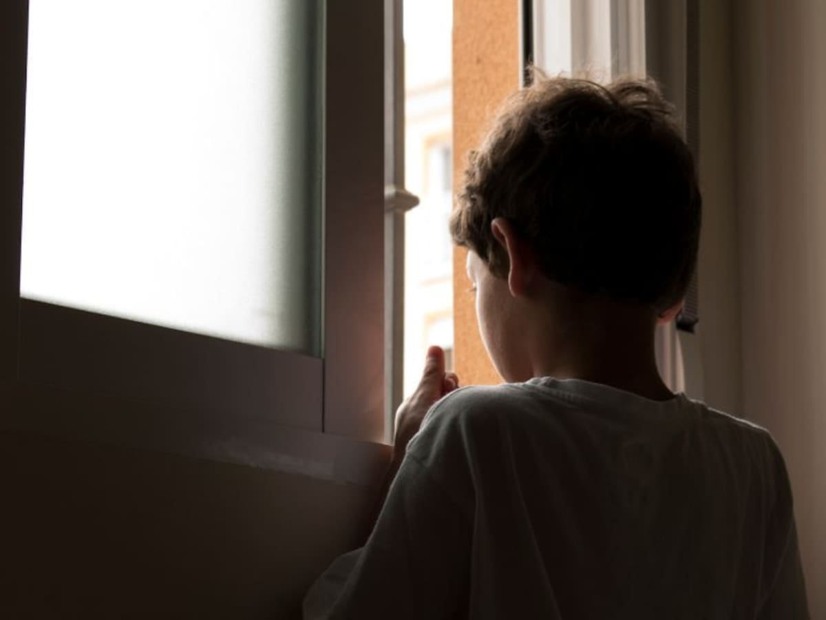 La brutal historia del bullying que sufrieron gemelas argentinas en Barcelona: una de ellas murió y la otra está grave