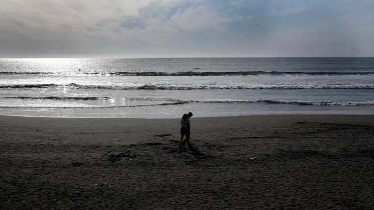 Mujer resulta electrocutada en Playa La Boca de Concón: SEC apunta a instalaciones eléctricas irregulares