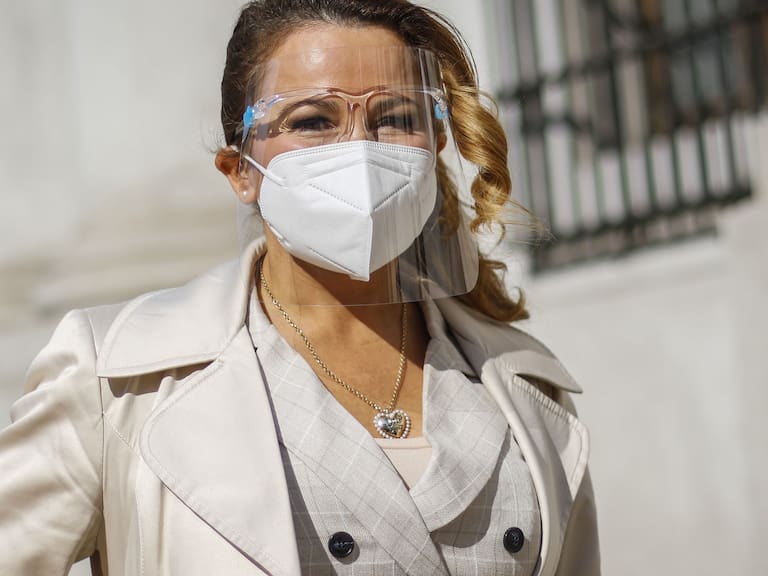 Contraloría: Maipú tendrá que devolver más de 14 millones tras viaje realizado por Cathy Barriga en 2019