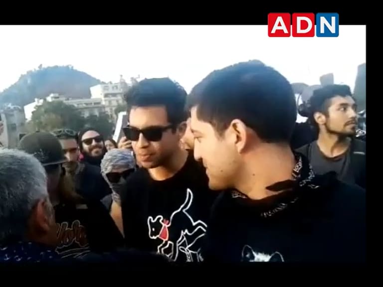 Gustavo Gatica en Plaza Baquedano