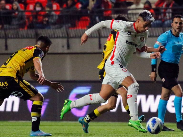 De sonar en la UC a firmar en España: Williams Alarcón firma por el Ibiza