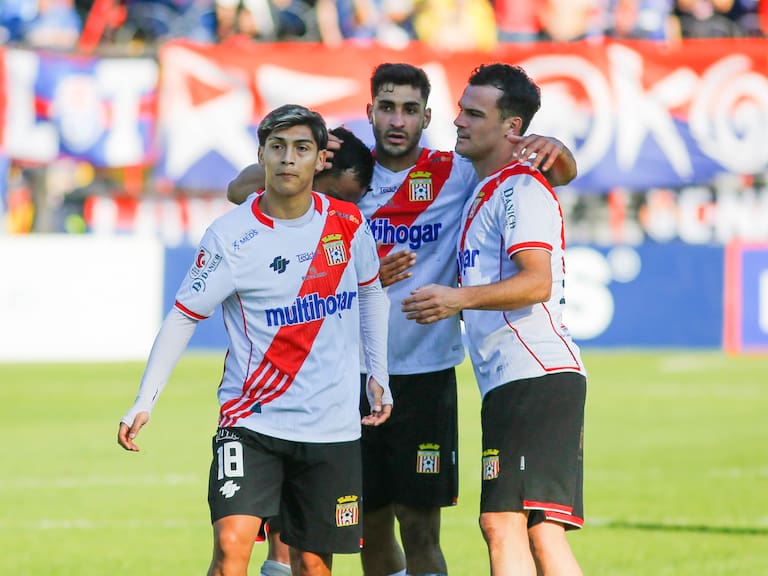 Curicó Unido anuncia a su séptimo refuerzo para el 2026: viene de salir campeón