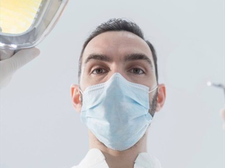 Coyhaiquino fue al dentista por dolor de muela y perdió parte de su mandíbula