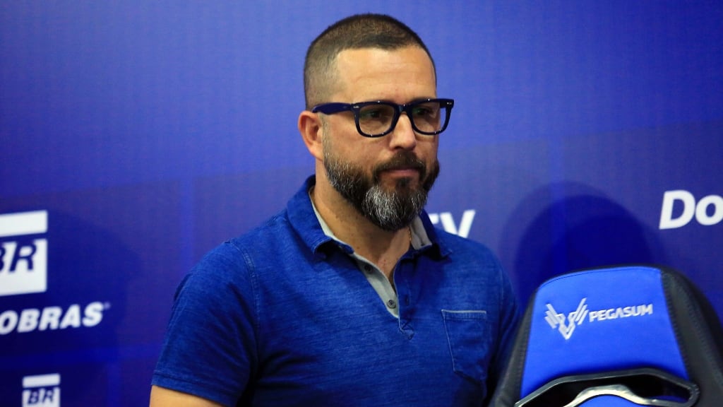 Rodrigo Goldberg cuestiona la gestión de Azul Azul: "No tengo duda que compraron jugadores con sobreprecio"