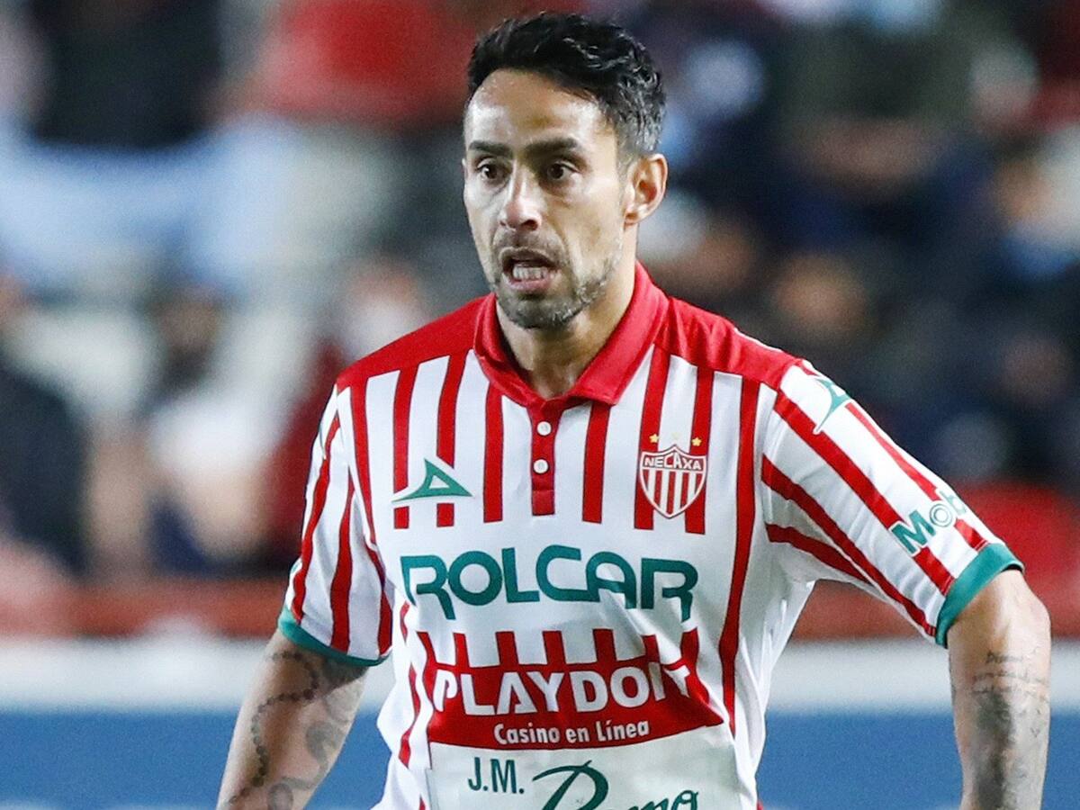 Remezón en los «Rayos»: Jorge Valdivia no continuará y Nicolás Castillo podría salir de Necaxa tras el despido de Pablo Guede