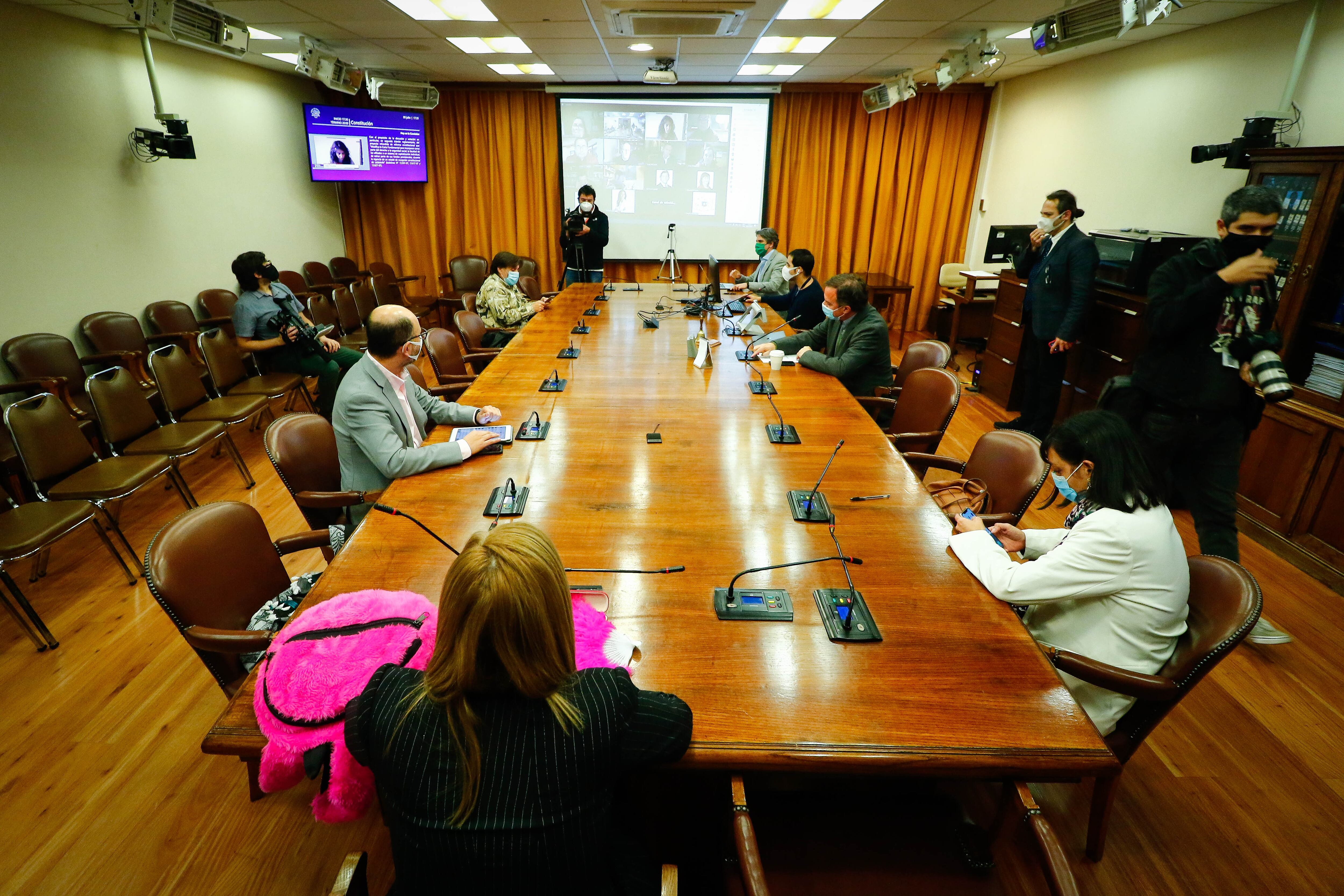 09 DE JULIO DE 2020/VALPARAISOVista general de la sesion de la Comision de Constitucion de la Camara de Diputados, en donde se analiza el proyecto de reforma constitucional que permite el retiro de parte de los fondos de pensiones.
FOTO: LEONARDO RUBILAR CHANDIA/AGENCIAUNO