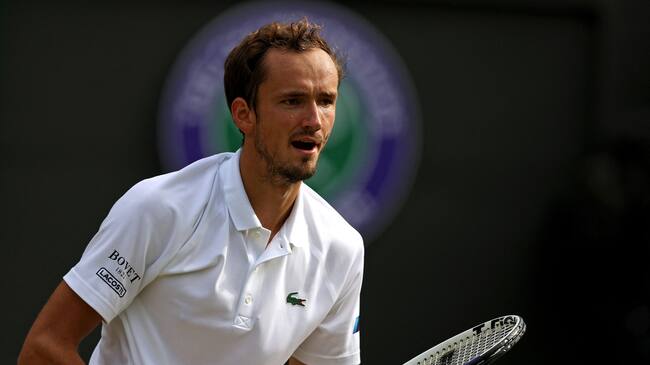 Wimbledon excluirá a tenistas rusos y bielorrusos del torneo