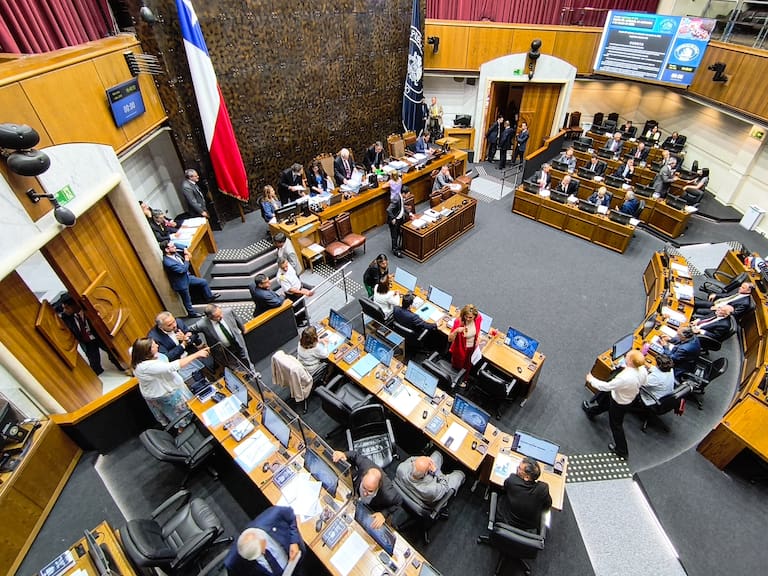 Senado cierra legislatura sin votar reforma al sistema político