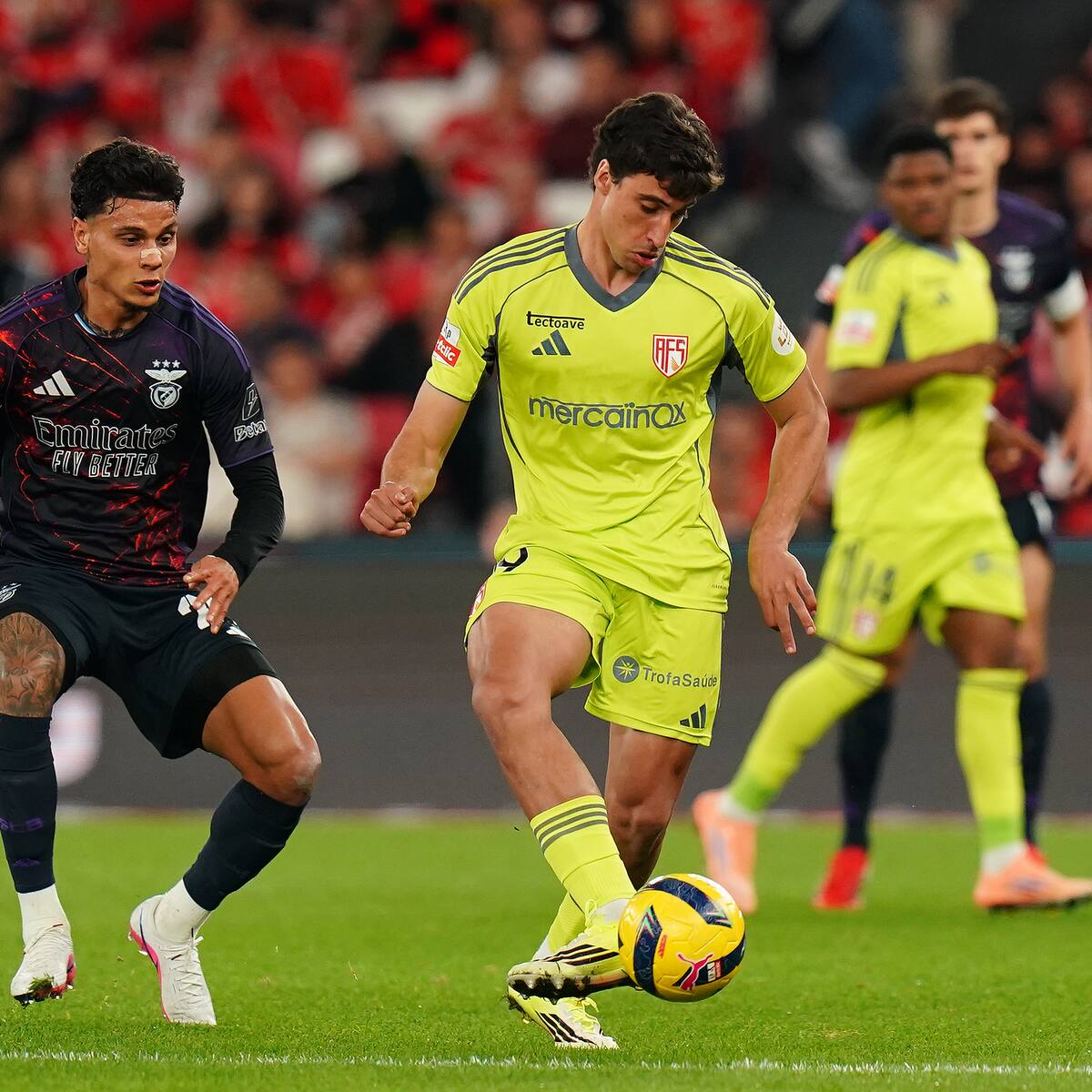 Deportes Limache golpea el mercado con su último refuerzo: llega desde Europa