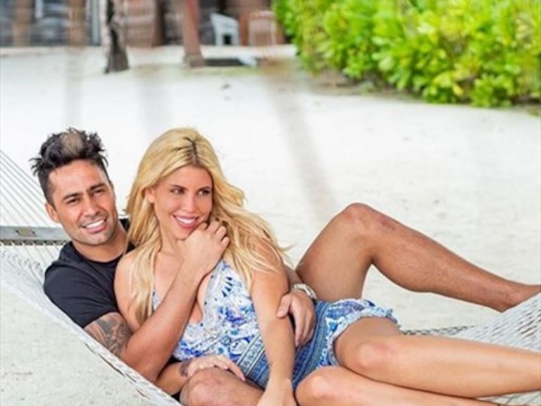 Coté López compartió fotografías inéditas de su matrimonio por el civil