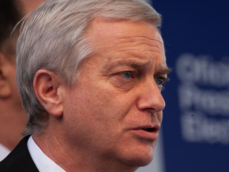 La lista de nombres que asumirían las 16 delegaciones presidenciales de José Antonio Kast