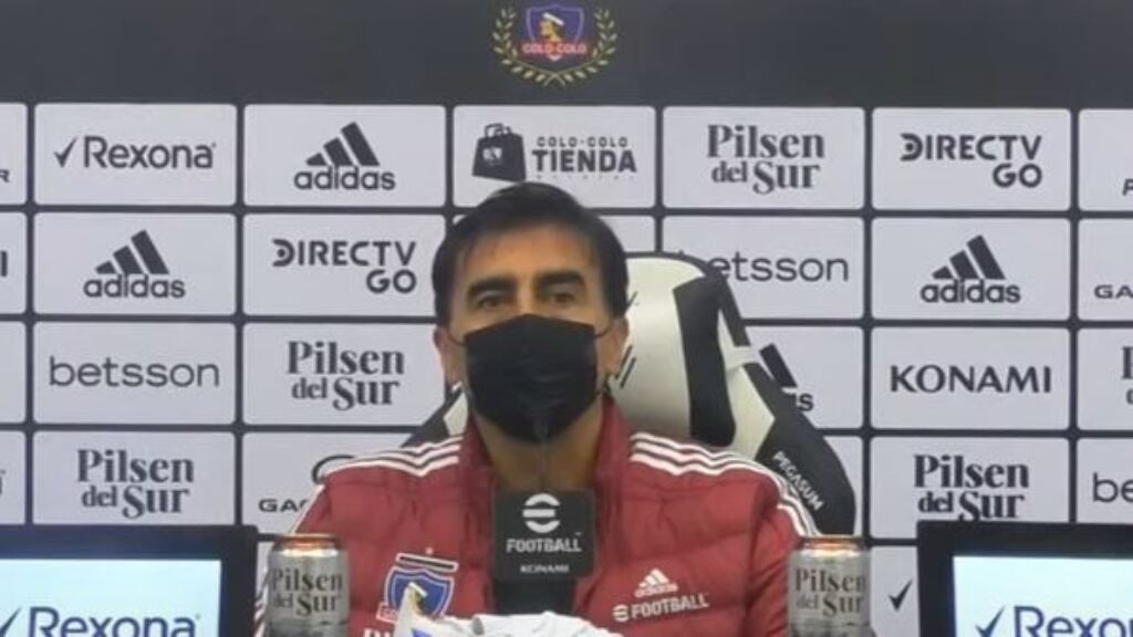 Gustavo Quinteros define la prioridad de Colo Colo para el mercado de fichajes: "Buscar un extremo que reemplace de una vez a Martín Rodríguez"