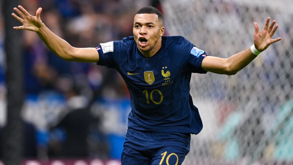 Kylian Mbappé aparece en dos minutos para forzar el alargue en la final de Qatar 2022
