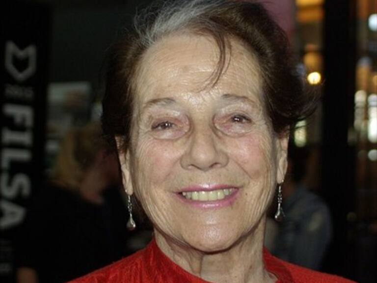 A los 99 años muere la destacada escritora y dramaturga Mónica Echeverría