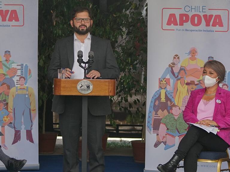 Presidente Boric anuncia plan económico que contempla aumento del sueldo mínimo