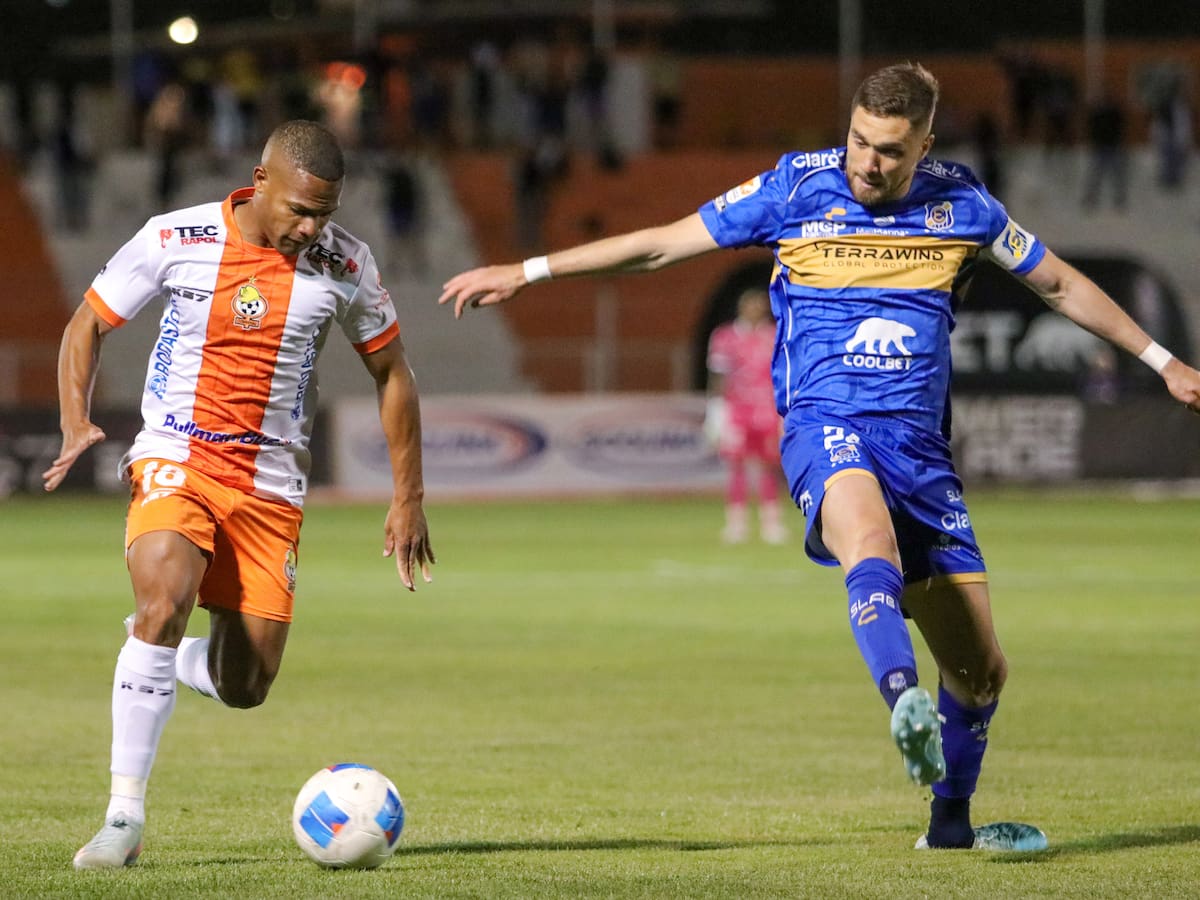 Respiran los “ruleteros”: Everton amargó a Cobresal en la altura y cortó una racha de cinco partidos sin ganar
