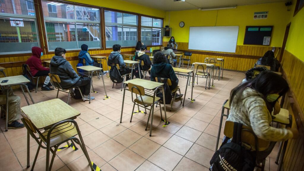 Alcalde de La Reina y la violencia escolar