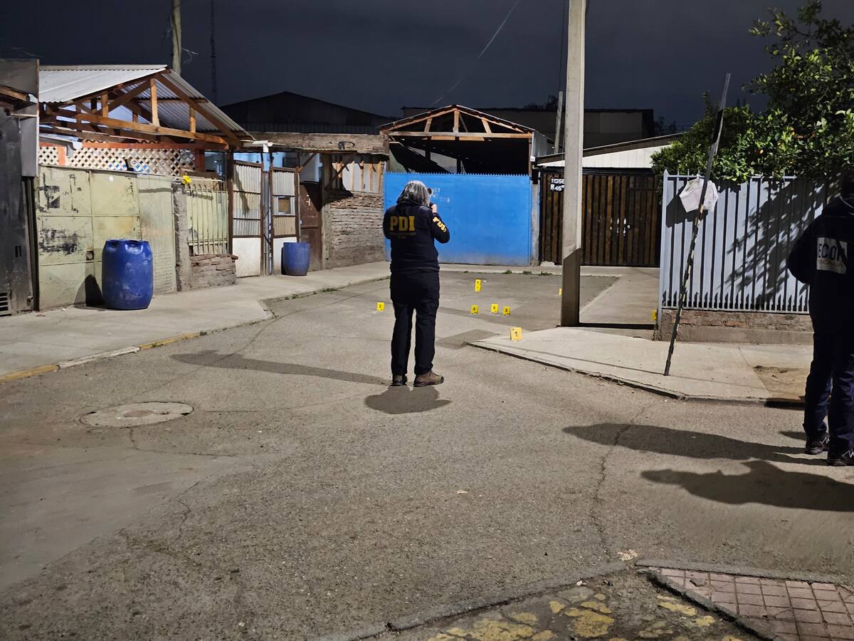 No era el objetivo: mujer de 59 años queda en riesgo vital tras ataque armado contra su casa en El Bosque