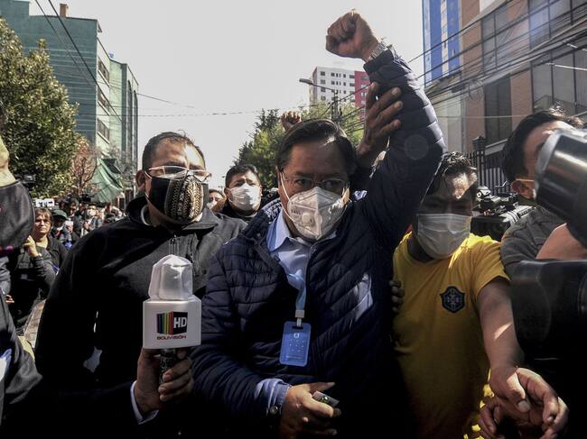 Luis Arce festeja su triunfo electoral en Bolivia