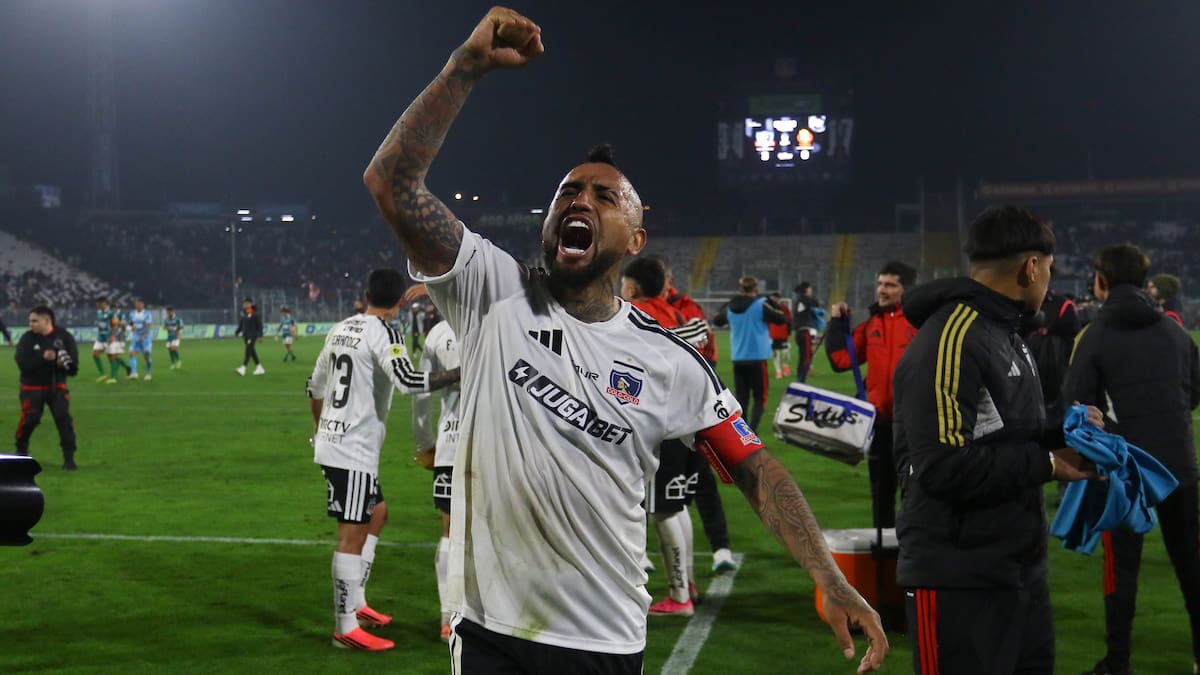“No necesitamos a nadie”: Vidal destaca el presente de Colo Colo y desestima la llegada de refuerzos