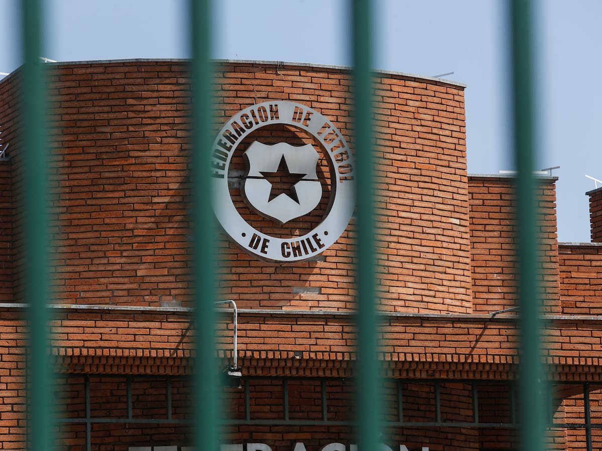 La advertencia de un exdirector de la ANFP: “No es de la noche a la mañana llegar y separar la Liga de la Federación”