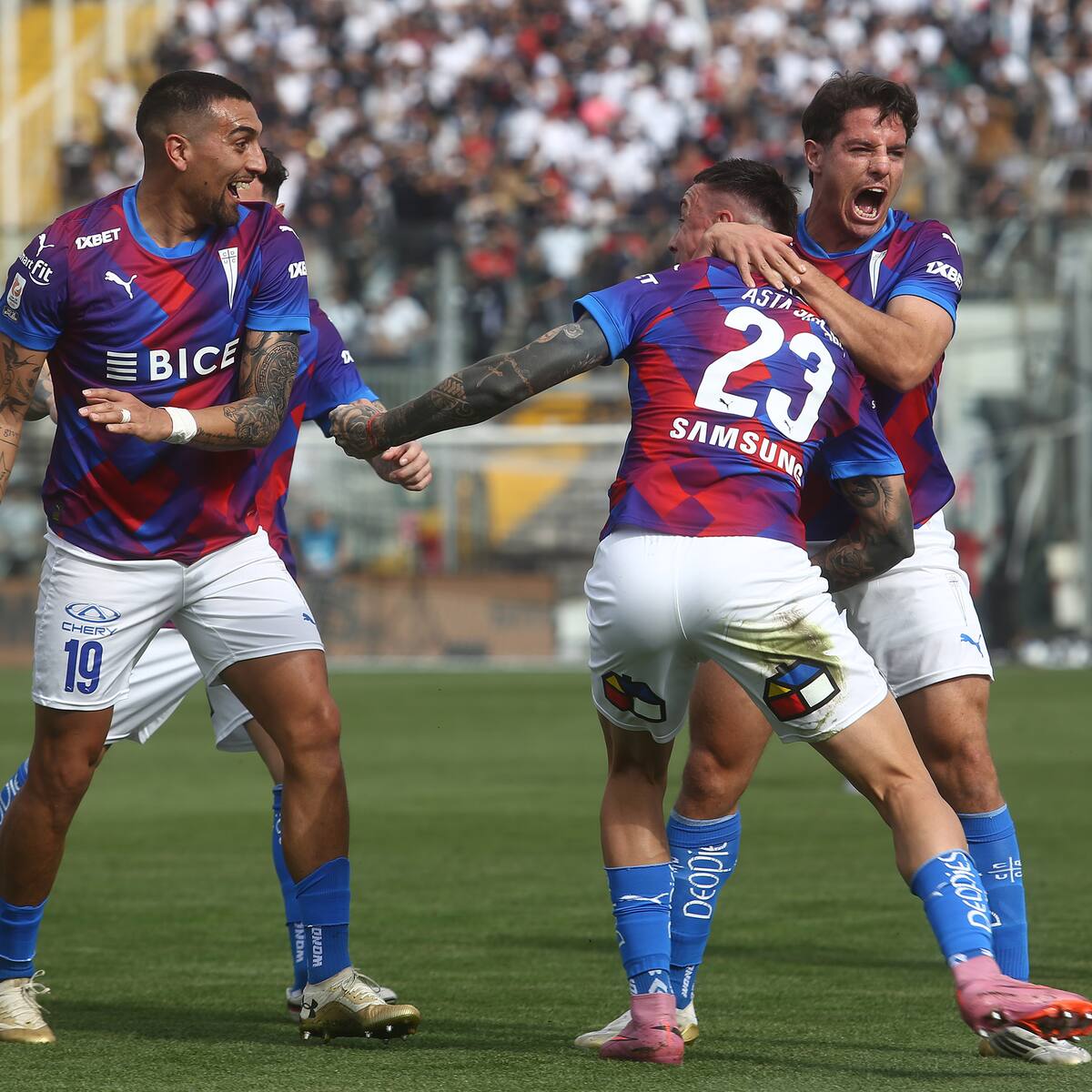 Universidad Católica refuerza su defensa con un inesperado regreso: anuncio oficial