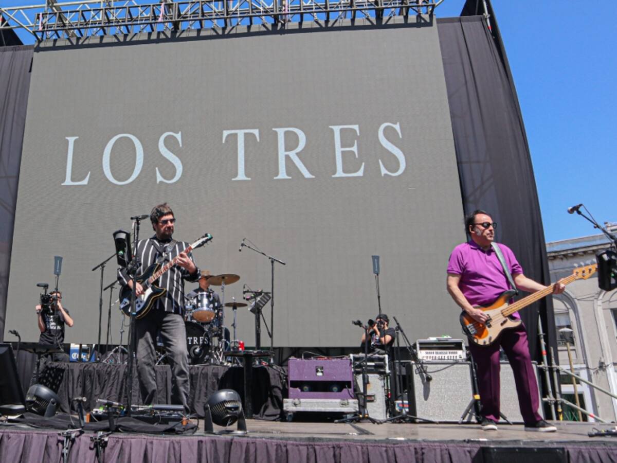 Con cerca de 20 mil personas: Los Tres celebran su retorno con un concierto gratuito en Concepción
