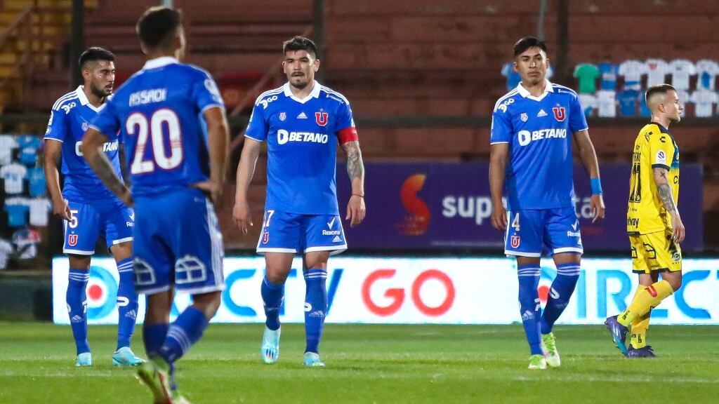 U de Chile sólo iguala con Everton y aún no puede asegurar su permanencia en Primera División