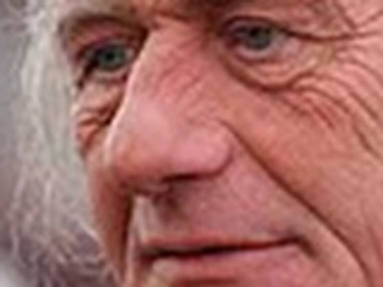 Néstor Isella fue internado tras sufrir un infarto cerebrovascular