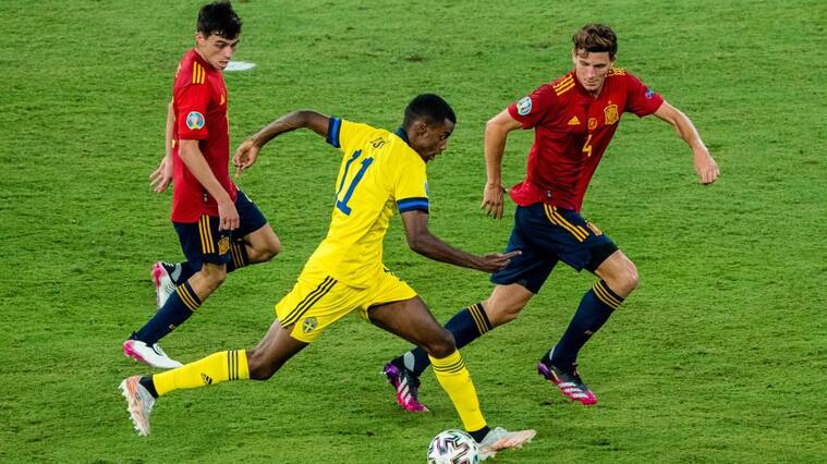 Pedri, Alexander Isak and Pau Torres during the match between Spain and Sweden, corresponding to the Euro 2020, Group E, played at the La Cartuja Stadium, on 14th june 2021, in Seville, Spain. (Photo by Urbanandsport /NurPhoto via Getty Images)