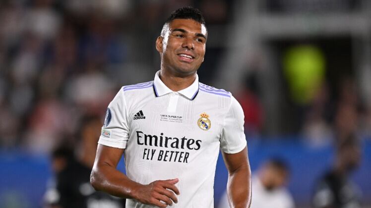 Casemiro se tienta con oferta del Manchester United y analiza su inesperada salida de Real Madrid