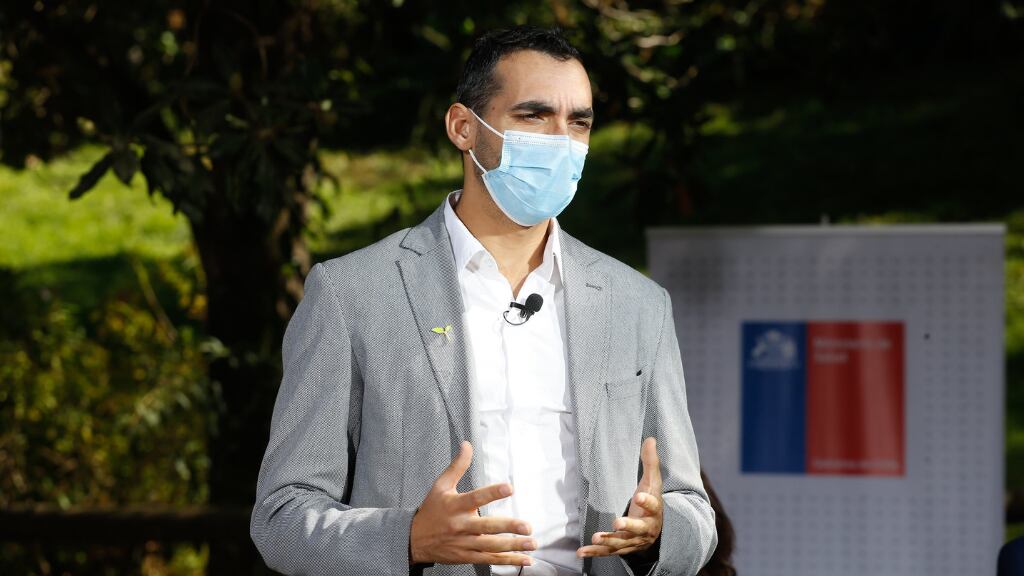 Subsecretario de Salud - Uso de mascarillas y cambios Plan Paso a Paso