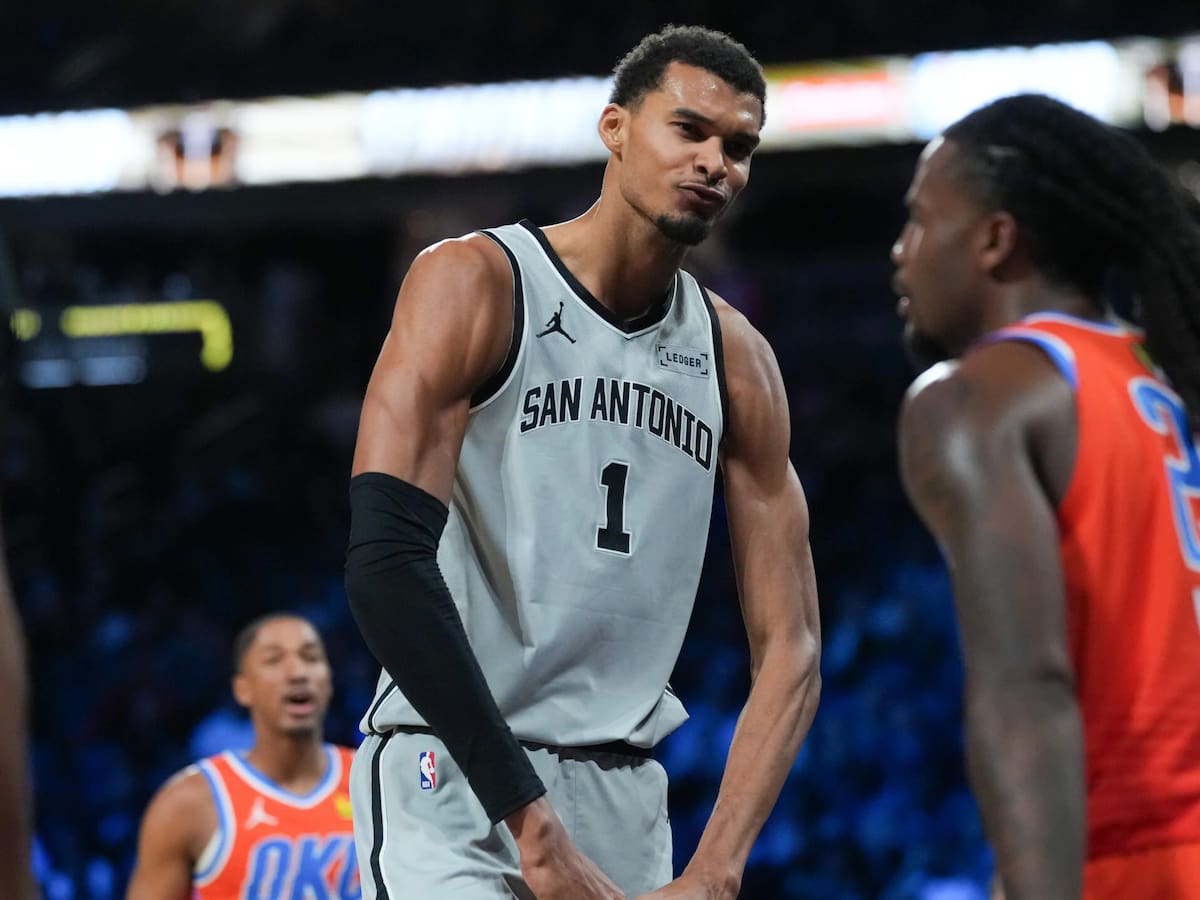 Wembanyama vuelve y hace historia: los Spurs cortan racha de los Thunder y clasifican a la final de la Copa NBA