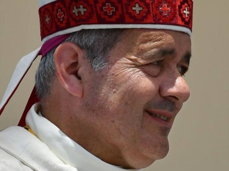 Caso Karadima: Confirman que Papa Francisco conocía testimonios de encubrimiento del obispo Barros
