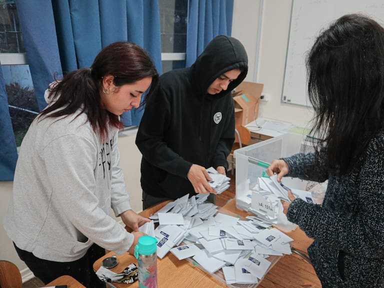 Plebiscito 2023: lista definitiva de vocales de mesa se publica este sábado