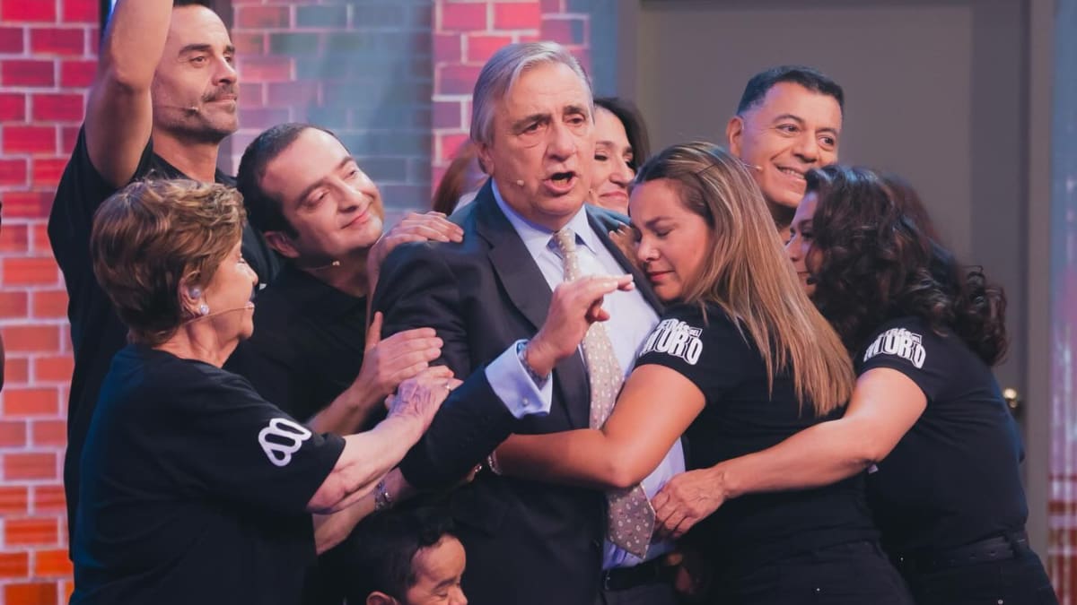 Vuelco total en comentado quiebre de la farándula chilena tras 13 años de matrimonio: rostro de Canal 13 sorprende con nueva versión