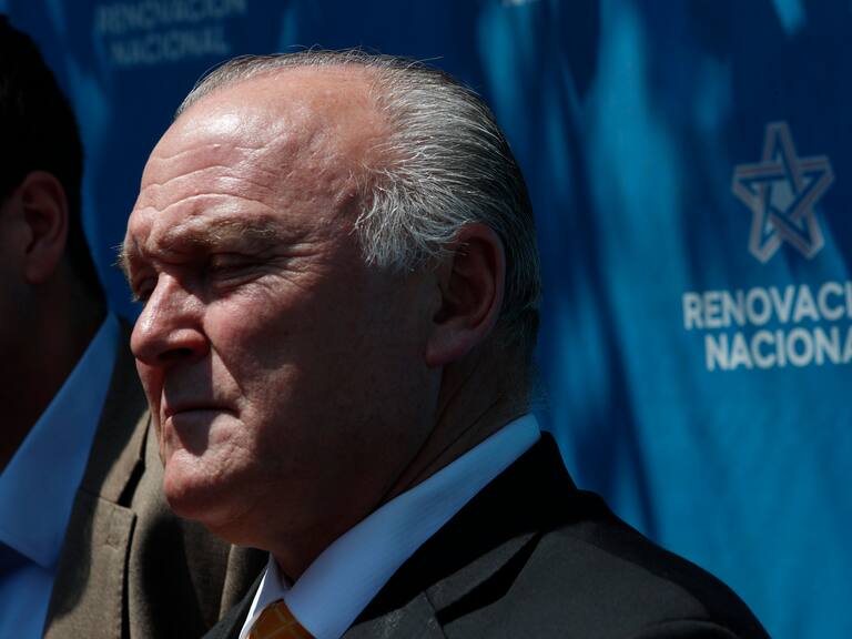 Discutían ley de migraciones: Diputado Becker (RN) no da unanimidad para presentación de director del Servicio de Migraciones