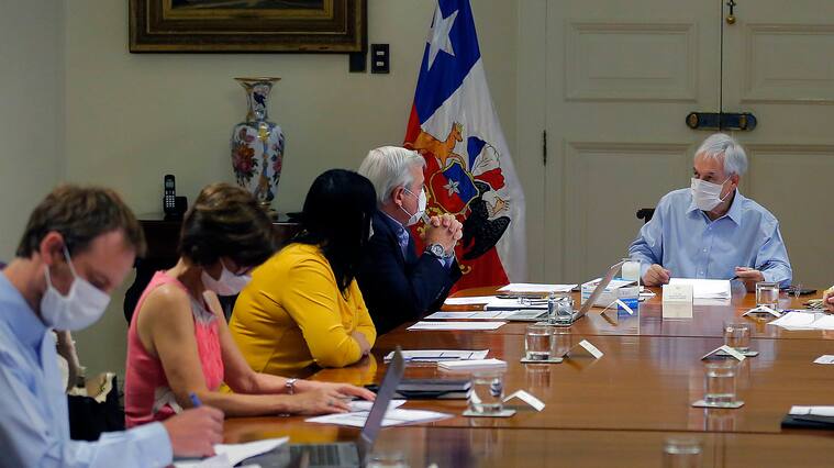 Comité de emergencia en La Moneda