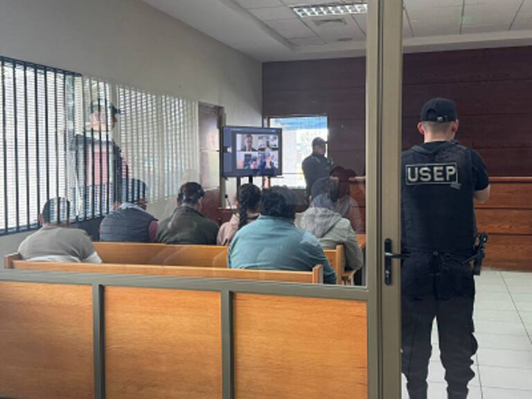 Corte de Apelaciones de Antofagasta confirma prisión preventiva de cinco policías bolivianos detenidos con droga y armas