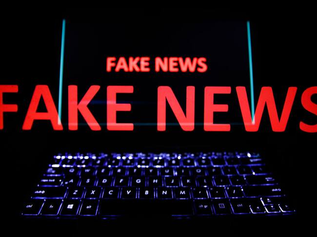 Imagen referencial de contenido falso en la red