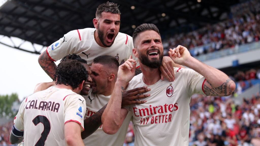 Con Vidal y sin Alexis: Inter de Milán golea a Sampdoria pero no alcanza para impedir que AC Milán gane el Scudetto tras 11 años