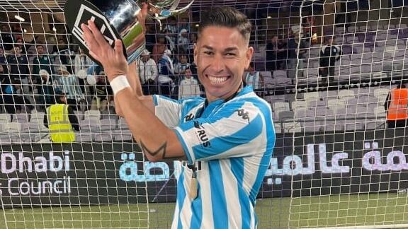 "Se lo vio suelto": Óscar Opazo tuvo su anhelado debut con Racing y generó reacciones dispares en argentina