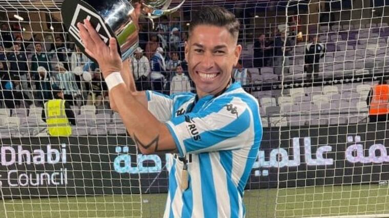 "Se lo vio suelto": Óscar Opazo tuvo su anhelado debut con Racing y generó reacciones dispares en argentina