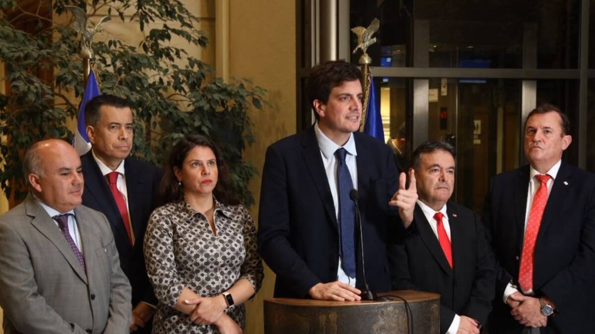 RN responde al PC y propone “Agenda Naín-Retamal 2.0”: buscan endurecer sanciones contra agresores de policías